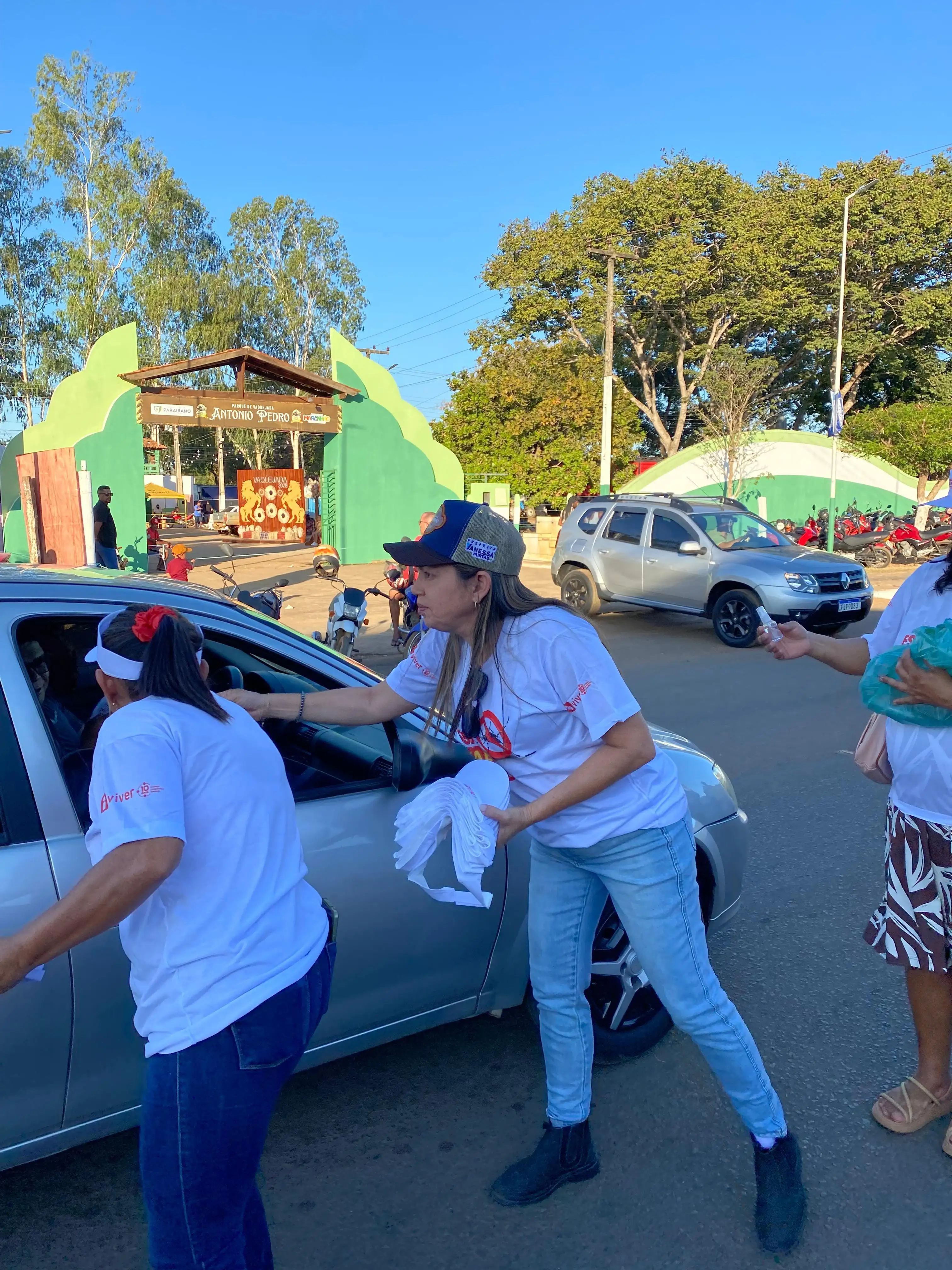 Foto 1 – Prefeitura de Paraibano realizou uma blitz educativa de combate à dengue durante a 37ª Vaquejada!