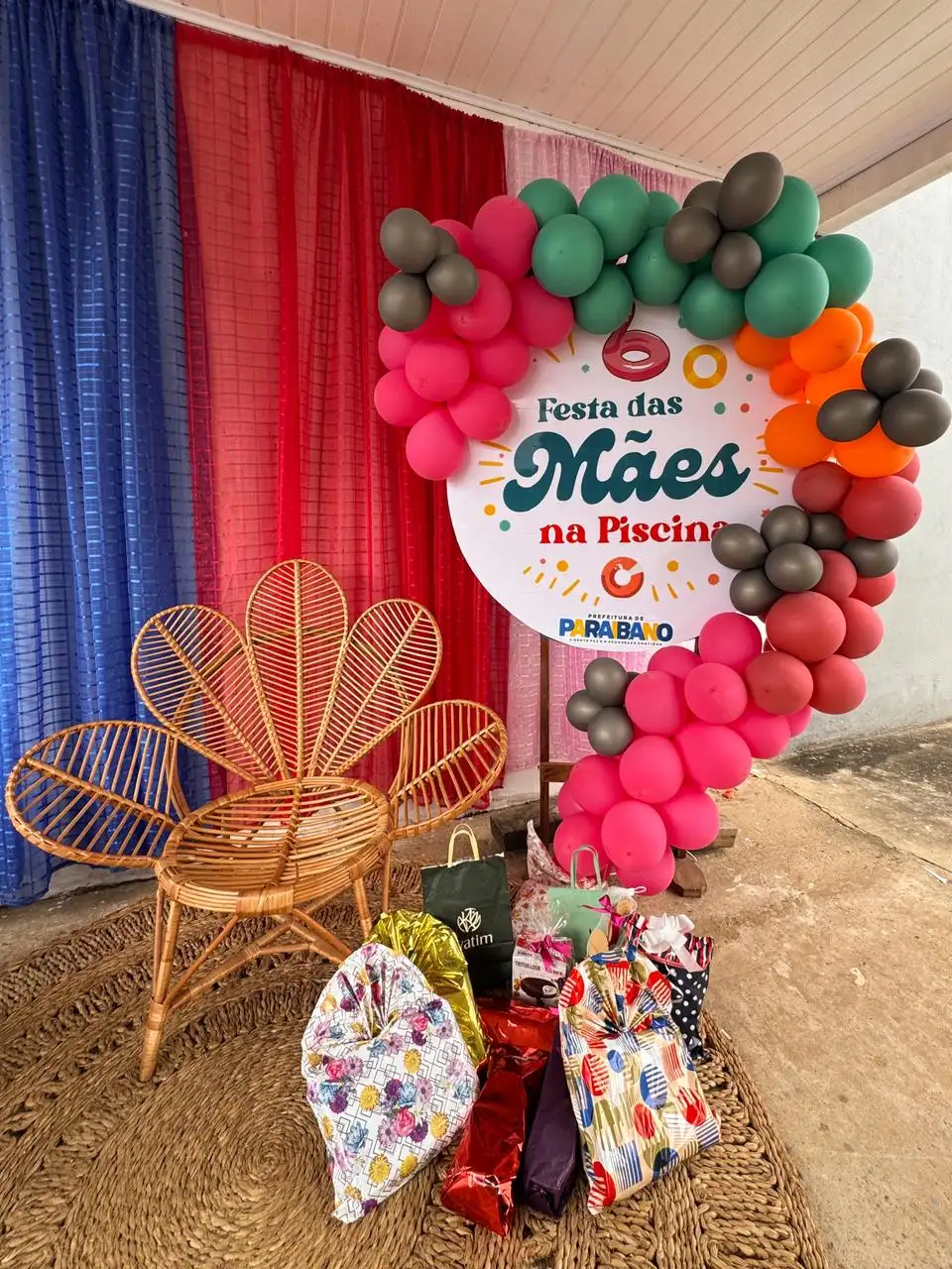 Foto 1 – Serviço de Convivência e Fortalecimento de Vínculos de Paraibano-MA realiza Festa das Mães na Piscina.