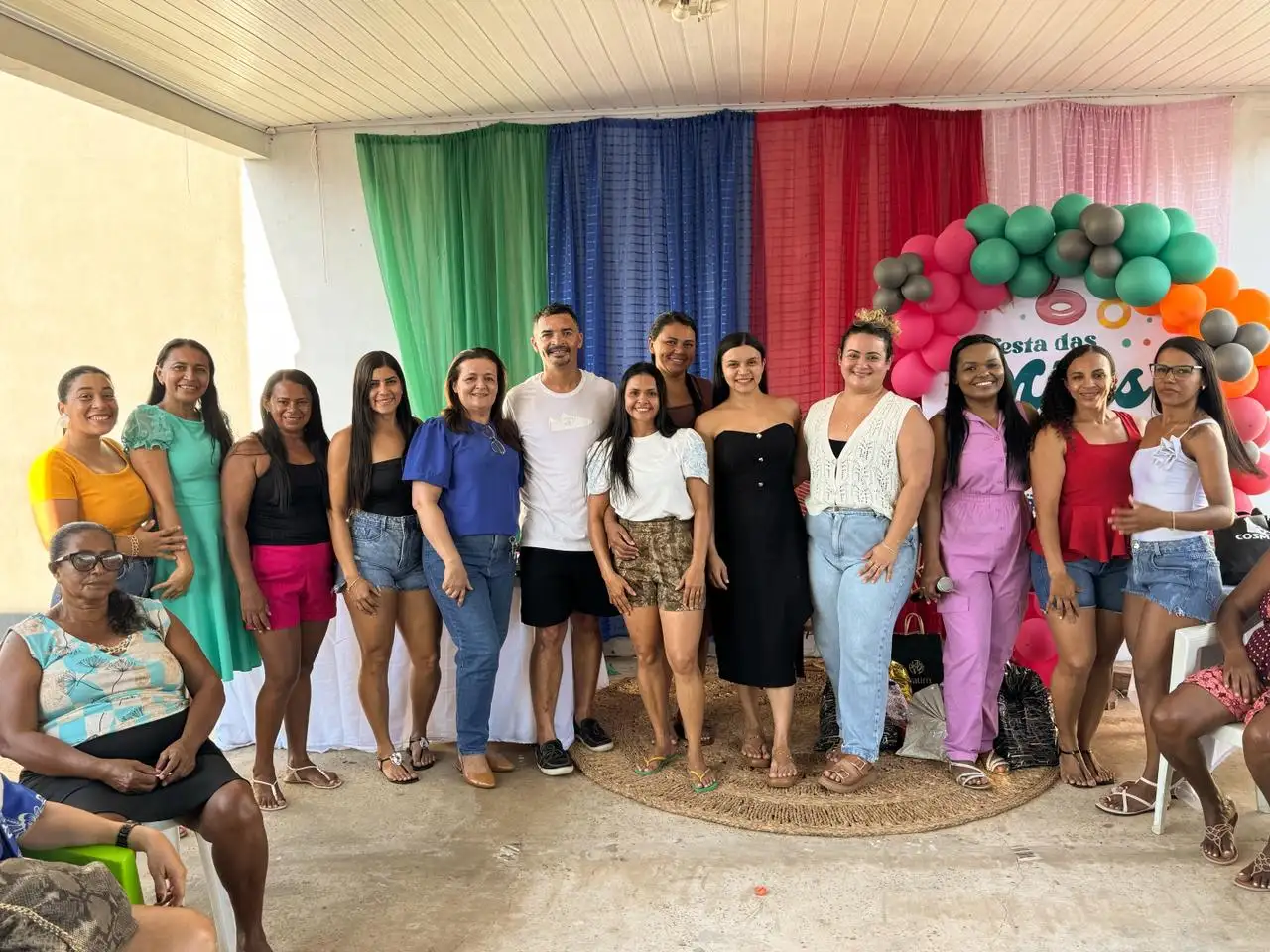 Foto 5 – Serviço de Convivência e Fortalecimento de Vínculos de Paraibano-MA realiza Festa das Mães na Piscina.