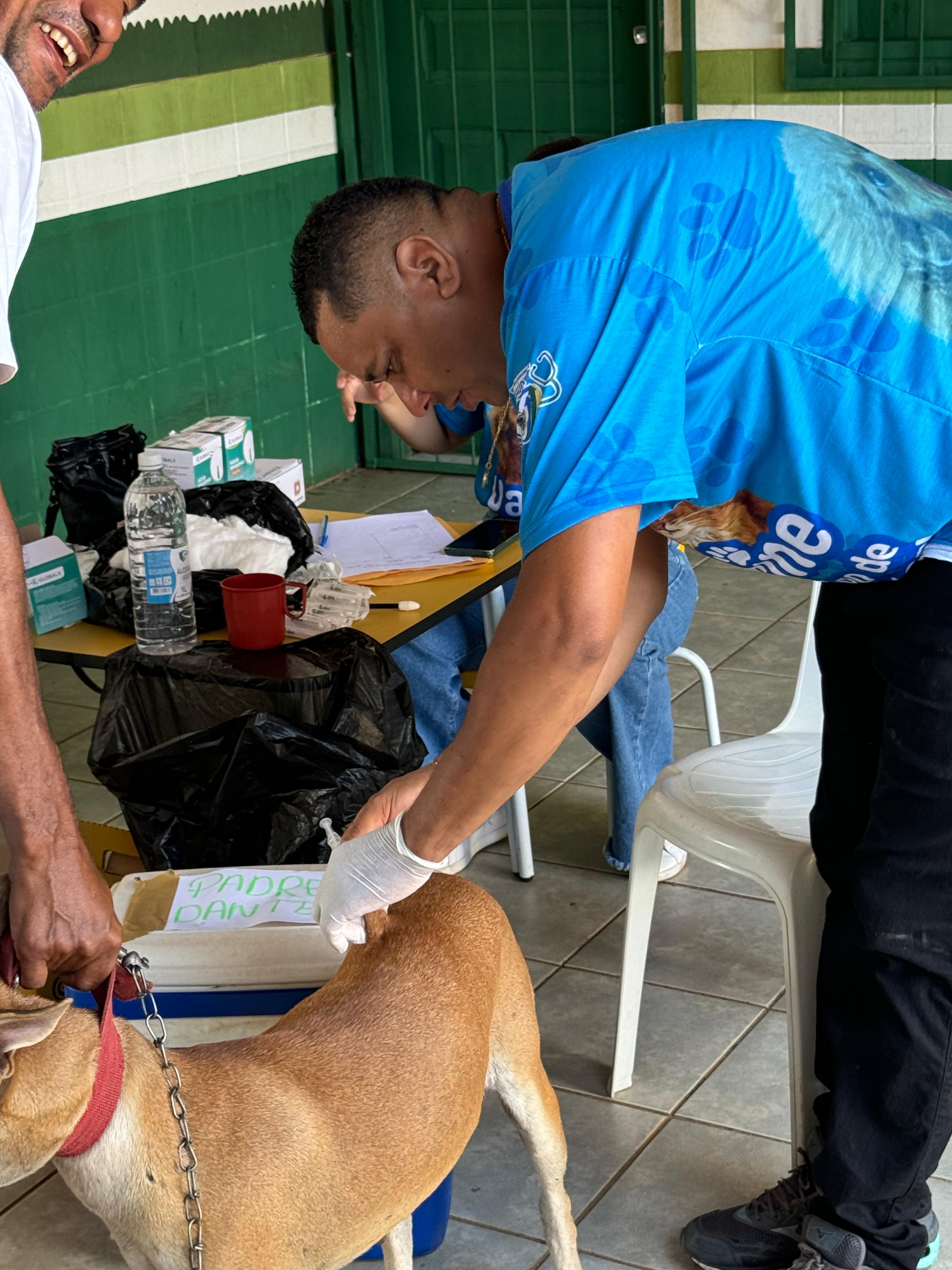 Foto 1 – PREFEITURA DE PARAIBANO REALIZA DIA D DA CAMPANHA DE VACINAÇÃO CONTRA A RAIVA